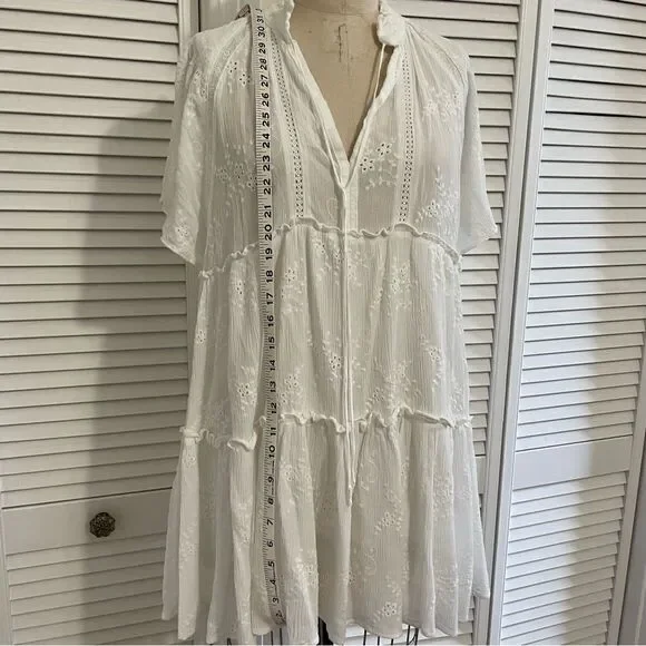 Olivaceous White Eyelet Tiered Short Dress/Tunic Sz-S - Picture 8 of 11